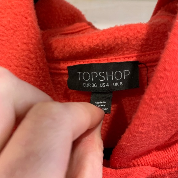 TOPSHOP | Red Glitter Heart Hoodie - Picture 5 of 6